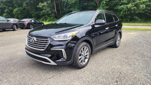 2017 Hyundai SANTA FE SE