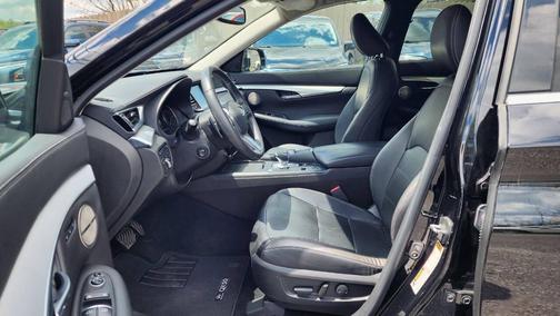 Black 2019 INFINITI QX50 ESSENTIAL