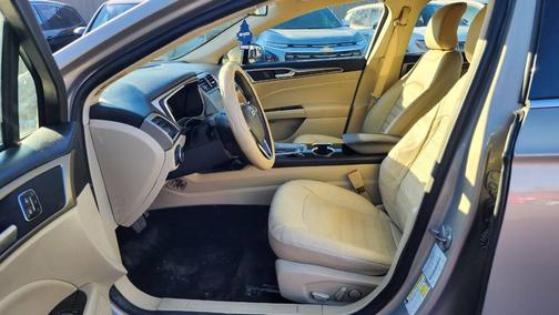 2016 Ford Fusion Energi SE Luxury