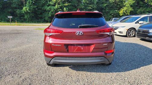 2017 Hyundai TUCSON SE Plus