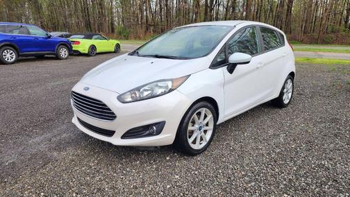 White 2019 Ford Fiesta SE