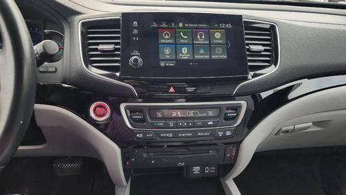 2021 Honda Pilot Touring 8-Passenger