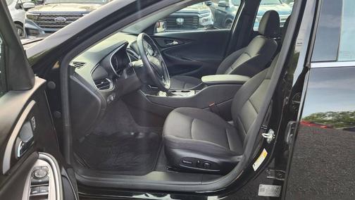 Mosaic Black Metallic 2020 Chevrolet Malibu FWD RS