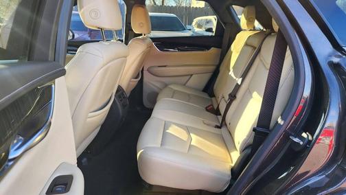 2018 Cadillac XT5 Base