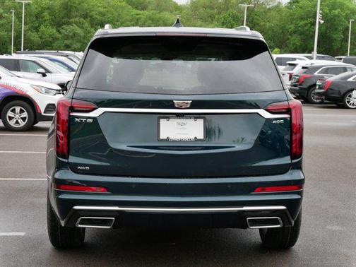 2025 Cadillac XT6 Premium Luxury AWD