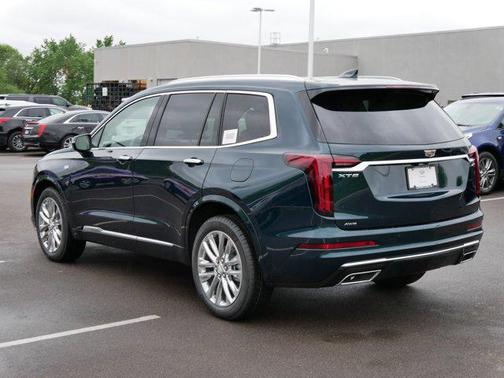 2025 Cadillac XT6 Premium Luxury AWD