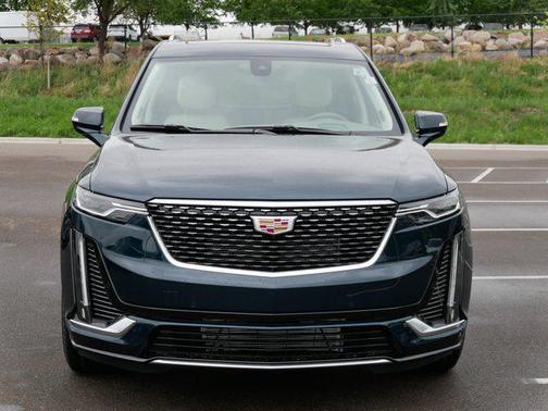 2025 Cadillac XT6 Premium Luxury AWD