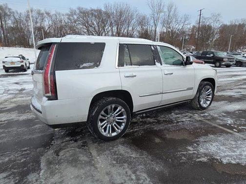 2018 Cadillac Escalade Premium Luxury