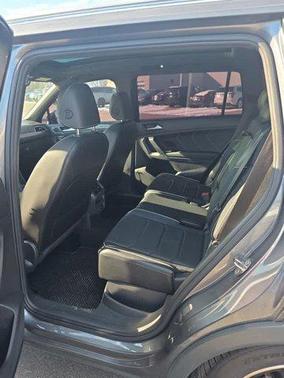 2022 Volkswagen Tiguan 2.0T SEL R-Line 4MOTION