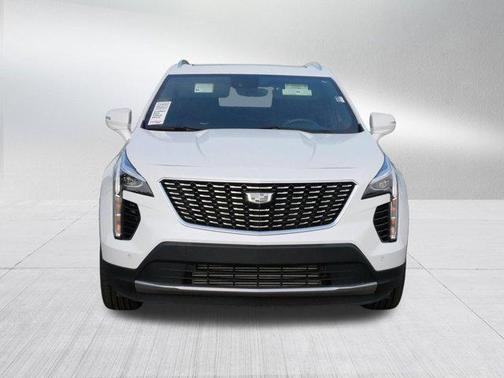 2022 Cadillac XT4 Premium Luxury