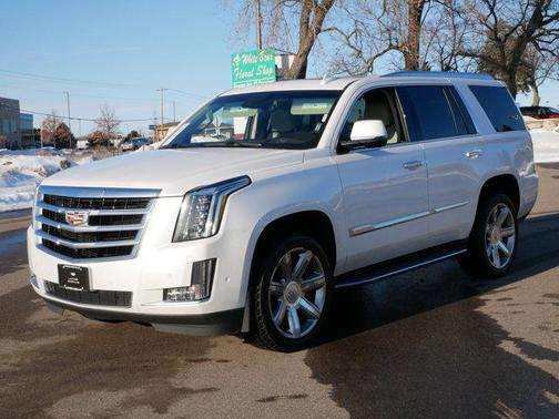 2017 Cadillac Escalade Luxury