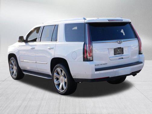 2017 Cadillac Escalade Luxury