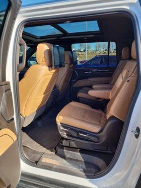 2021 Cadillac Escalade ESV Premium Luxury