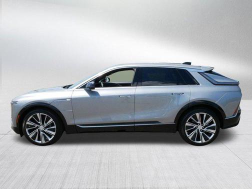 2024 Cadillac LYRIQ Luxury w/1SE