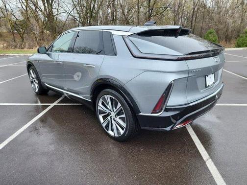 2024 Cadillac LYRIQ Luxury w/1SE