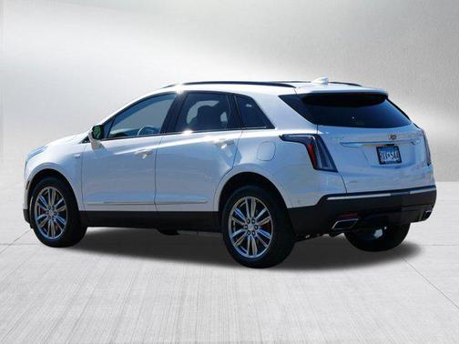 2025 Cadillac XT5 Sport