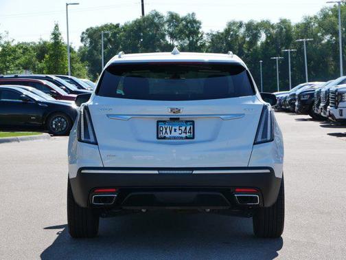 2025 Cadillac XT5 Sport