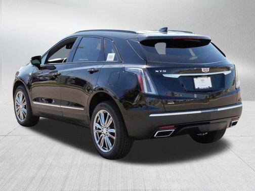 2025 Cadillac XT5 Sport