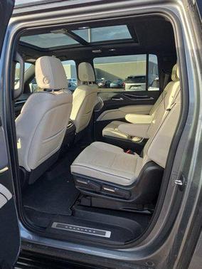 2022 Cadillac Escalade ESV Sport