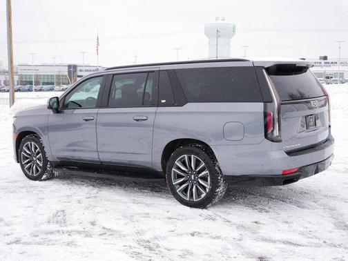 2022 Cadillac Escalade ESV Sport
