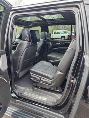 2021 Cadillac Escalade ESV Sport Platinum