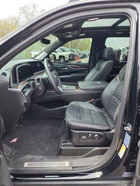 2021 Cadillac Escalade ESV Sport Platinum