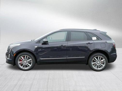 2025 Cadillac XT5 Sport