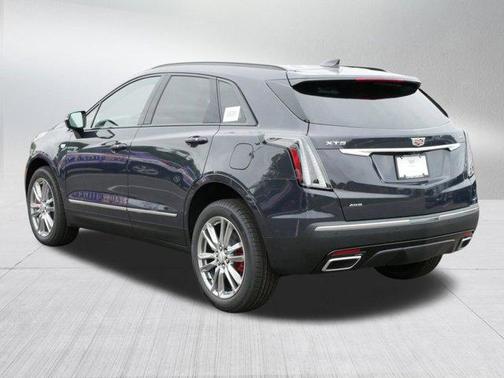 2025 Cadillac XT5 Sport
