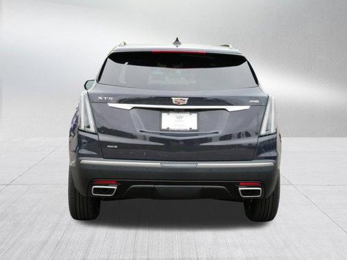 2025 Cadillac XT5 Sport