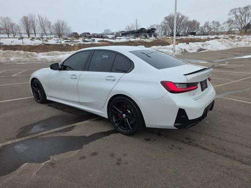 2023 BMW M340 i xDrive