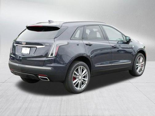 2025 Cadillac XT5 Sport