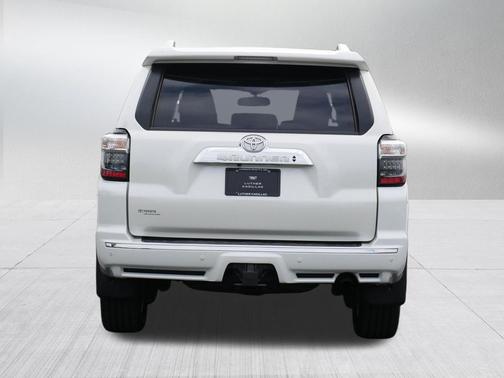 Blizzard Pearl 2016 Toyota 4Runner Limited