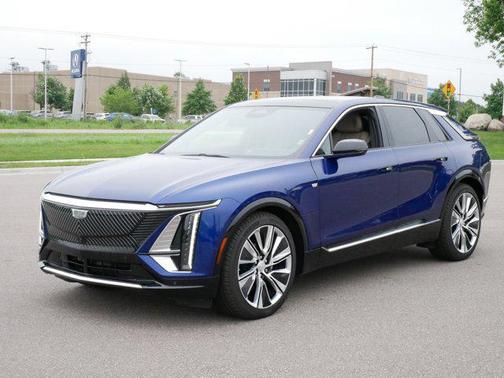 2024 Cadillac LYRIQ Luxury w/1SE