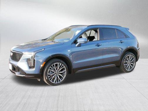 2025 Cadillac XT4 Sport