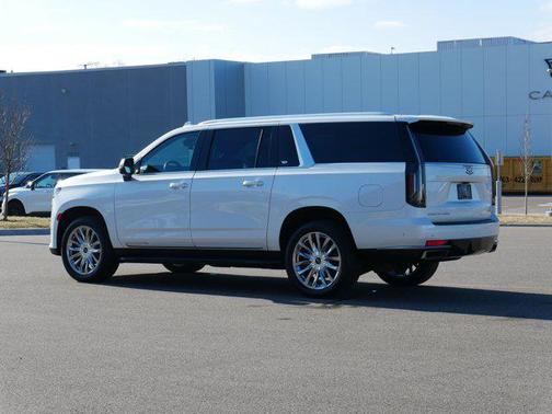 Crystal White Tricoat 2023 Cadillac Escalade ESV Premium Luxury