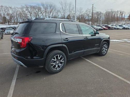 2023 GMC Acadia AWD SLT