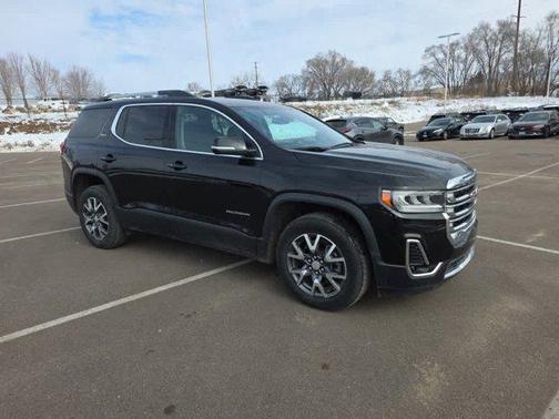 2023 GMC Acadia AWD SLT