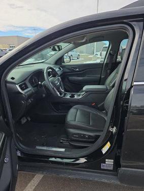 2023 GMC Acadia AWD SLT