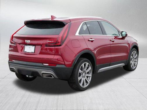 2022 Cadillac XT4 Premium Luxury