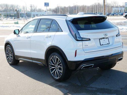 2025 Cadillac XT4 Sport