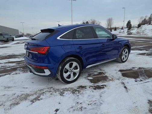 2022 Audi Q5 45 S line Premium Plus