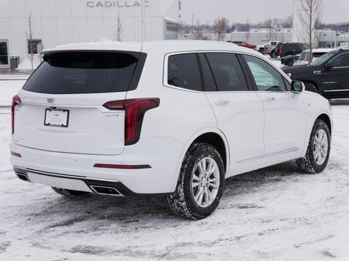 2025 Cadillac XT6 Luxury AWD