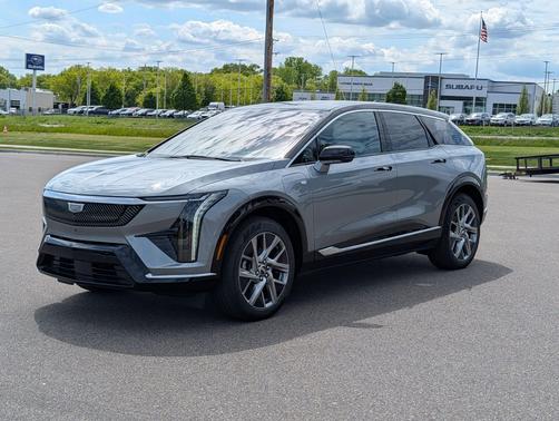 Argent Silver Metallic 2026 Cadillac OPTIQ Luxury