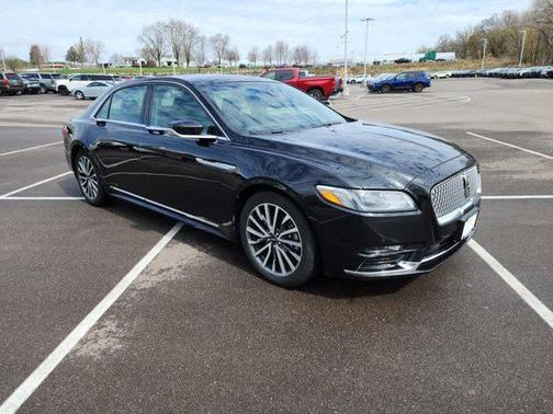 2019 Lincoln Continental Select