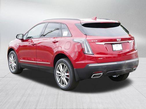 2025 Cadillac XT5 Sport