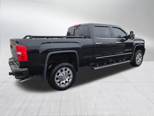 2017 GMC Sierra 2500 Denali