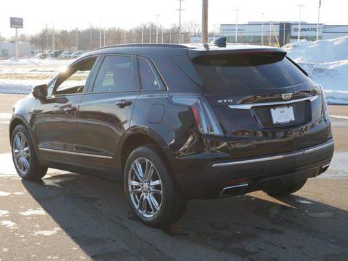 2023 Cadillac XT5 Sport