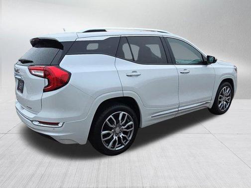 2022 GMC Terrain Denali