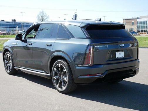 2025 Cadillac Escalade Sport