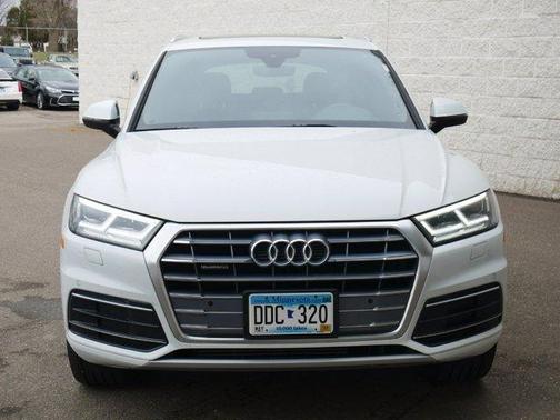 Photo 3 of 55 of 2019 Audi Q5 2.0T Premium Plus